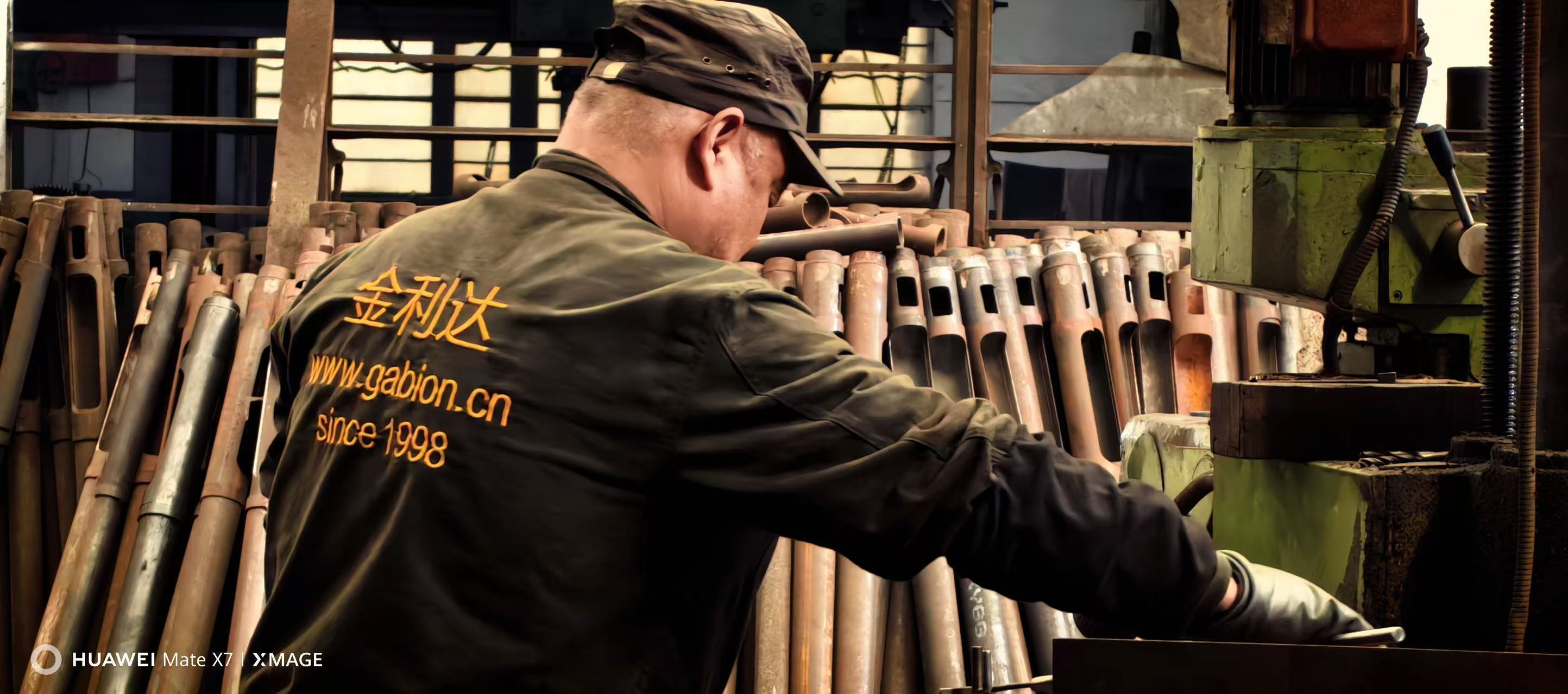 Последние блоги о компании С 1998 года: JINLIDA как производитель станков с ЧПУ для производства габионов для мирового производства сетки