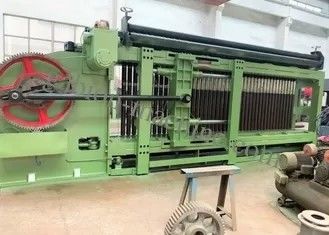 Купить Машина плетения провода двойного извива шестиугольная с автоматической системой масла онлайн изготовление